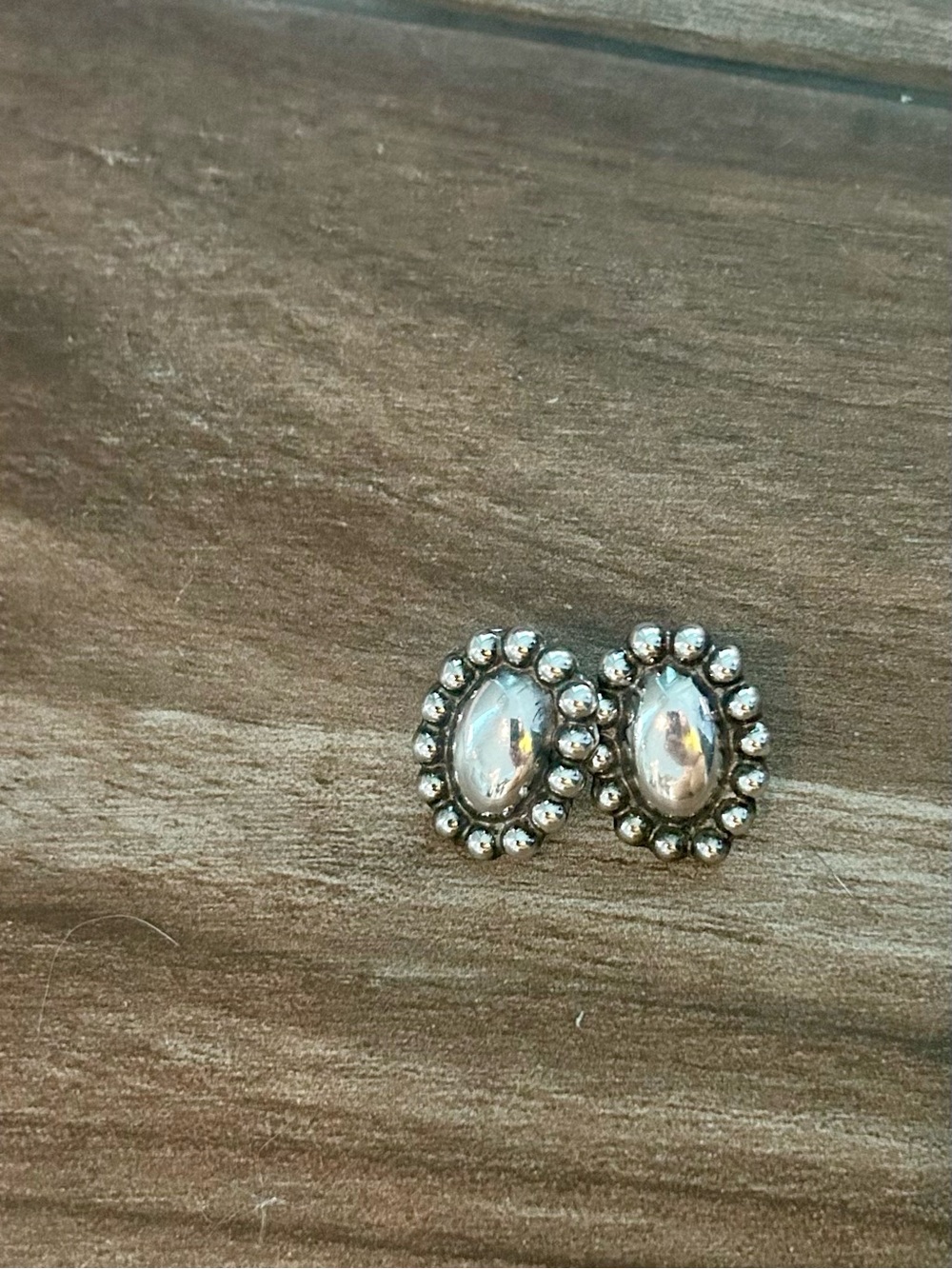 1980’s Southwestern Oval Sterling Silver Earrings with 925 Beaded Halo Vintage! - Picture 3 of 9